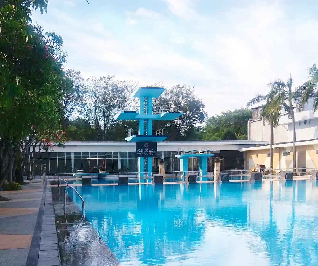 Whiz Prime Hotel Darmo Harapan Surabaya Ngoại thất bức ảnh